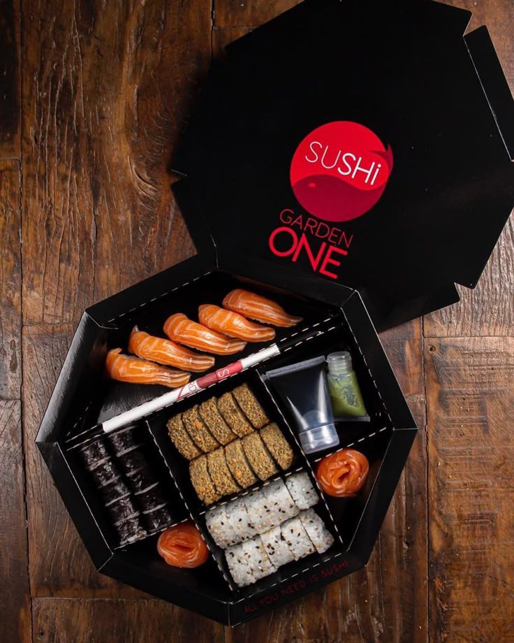Sushi Boxes